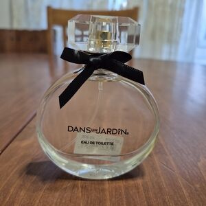 Dans Un Jardin Fruit De La Passion Perfume